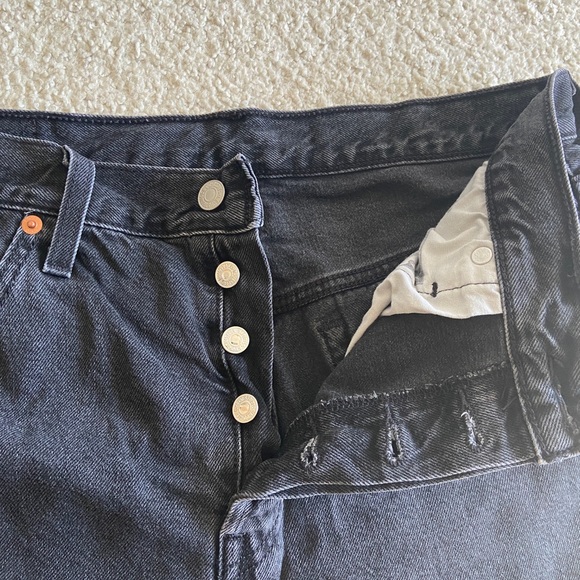 Levi’s 501 shorts - Picture 3 of 5
